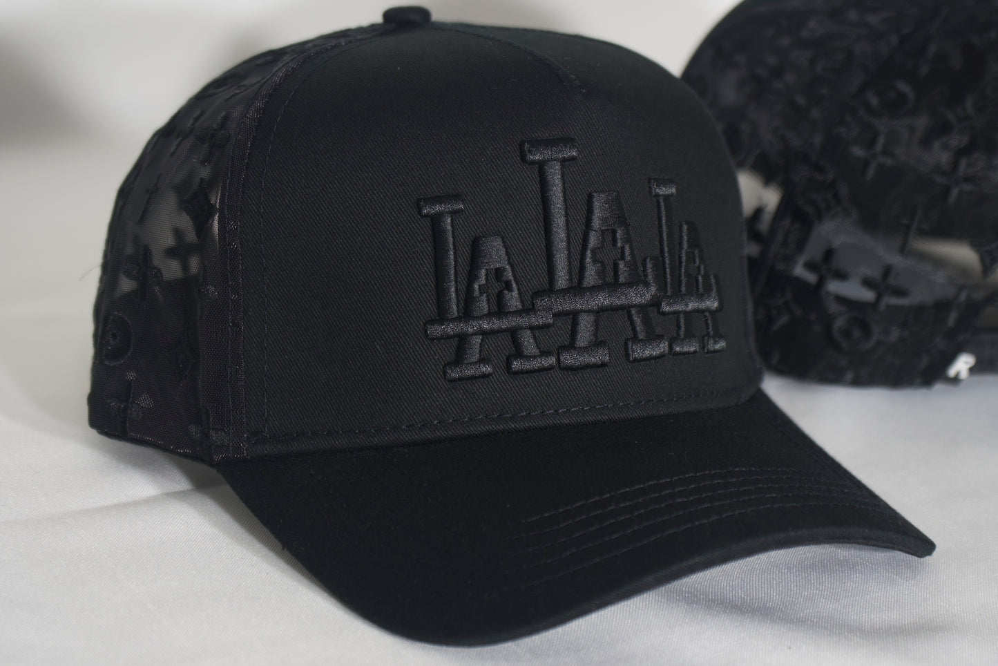LALALA BLACK